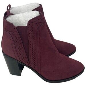 NEW Mia Sutton Bootie Women's Size 9 M Purple Heeled Boots Heels